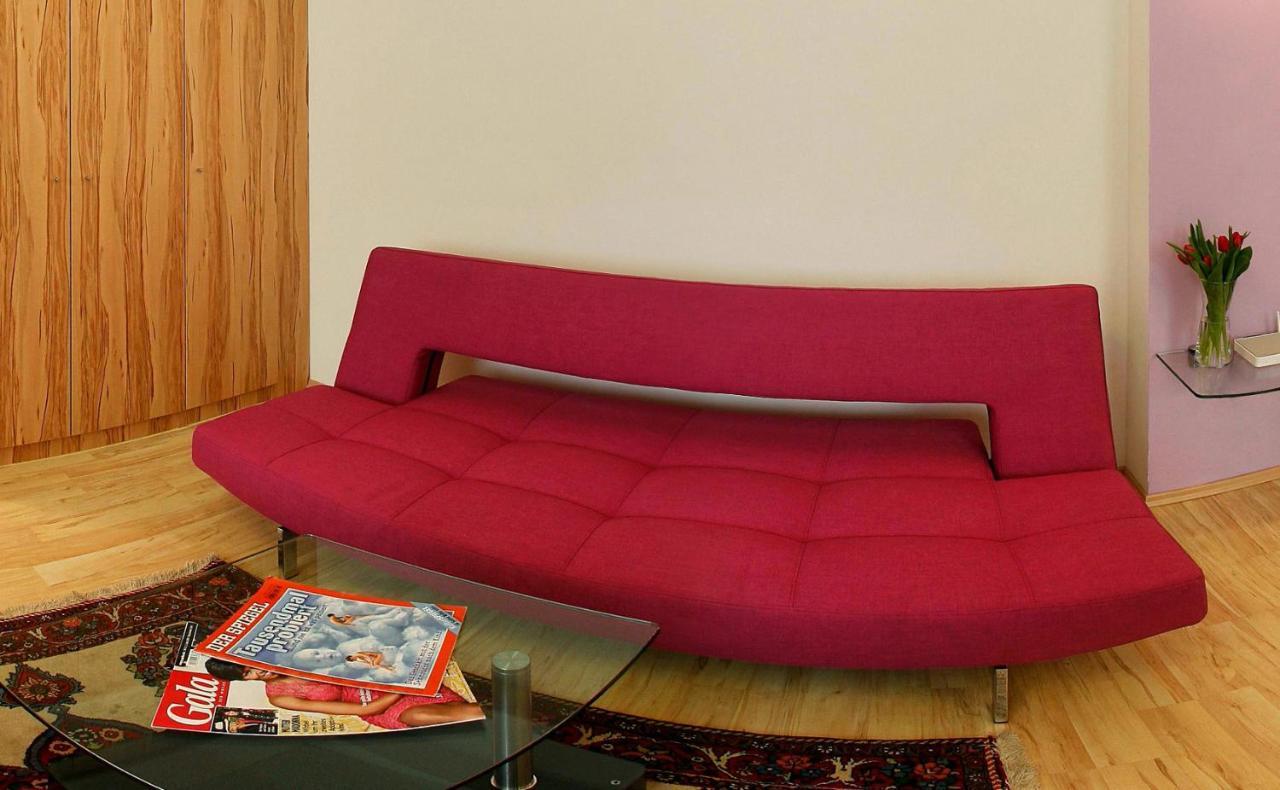 - Cav Aparthotel Wien