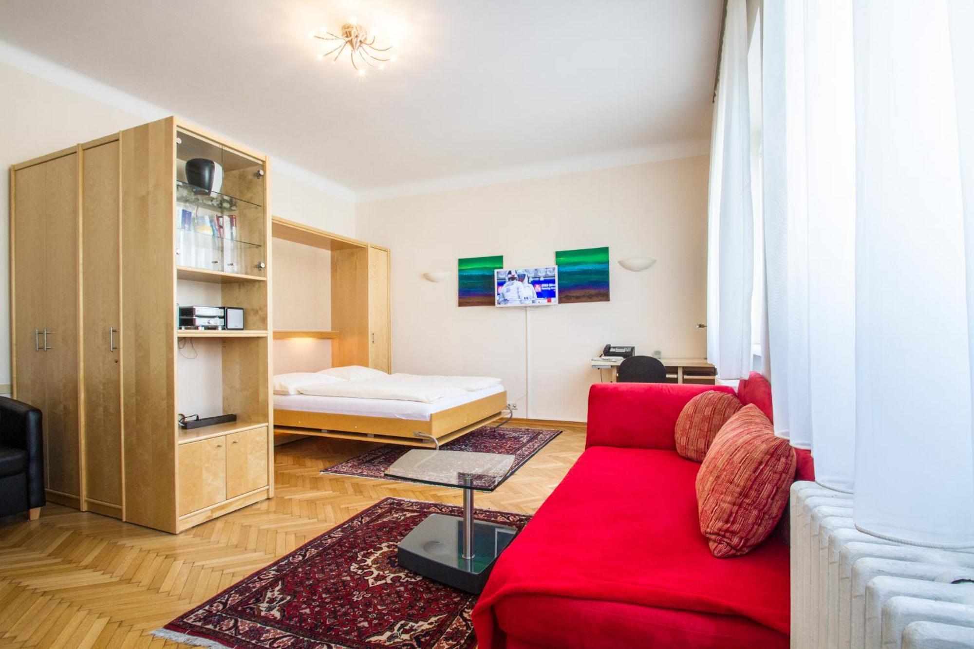 - Cav Aparthotel Wien
