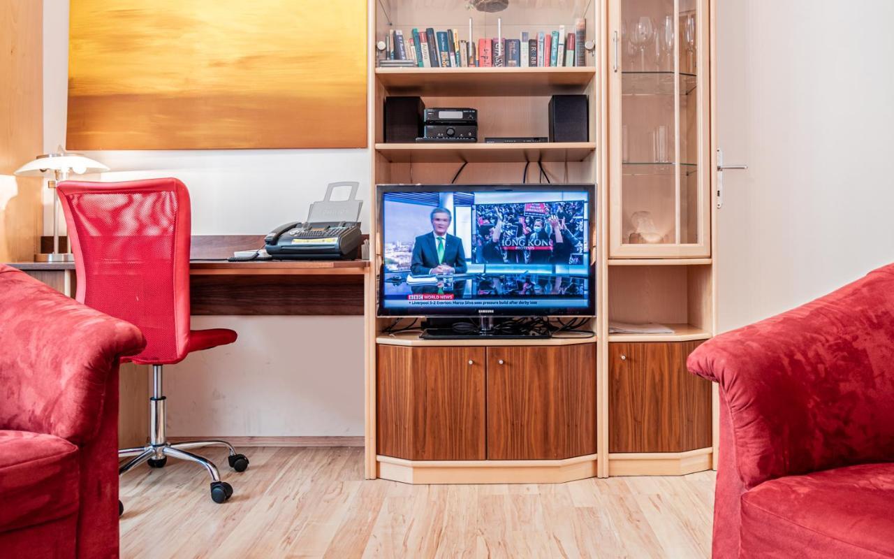 - Cav Aparthotel Wien